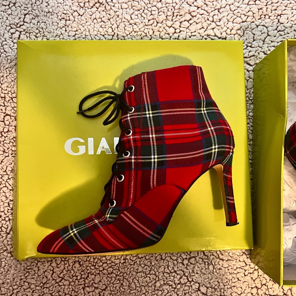 Gianni Bini women’s shoes